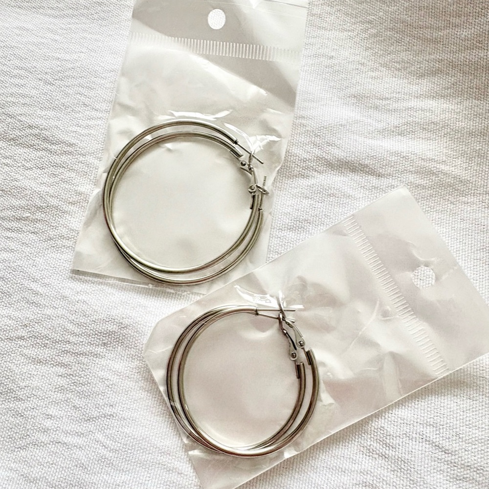 Silver Hoop Earrings (2 pairs)